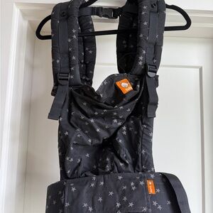 Tula Black Midnight Star Pattern